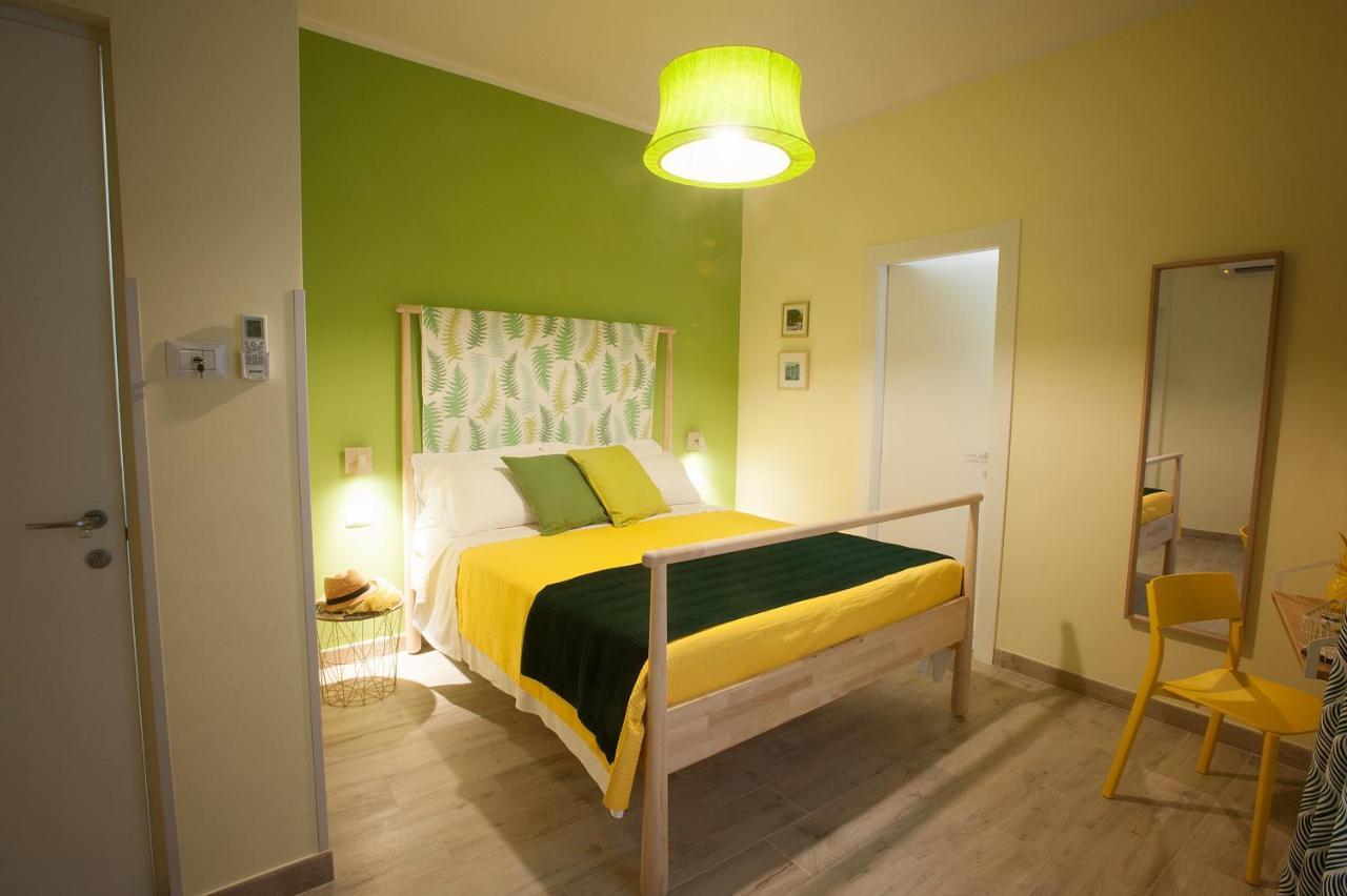 6Th Land - Rent Rooms Affittacamere La Spezia Kültér fotó