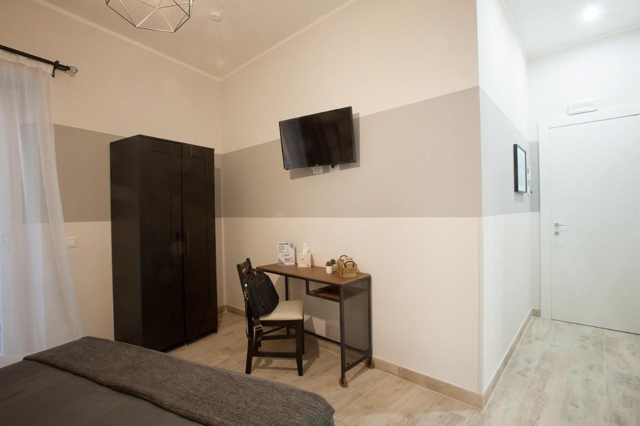 6Th Land - Rent Rooms Affittacamere La Spezia Kültér fotó